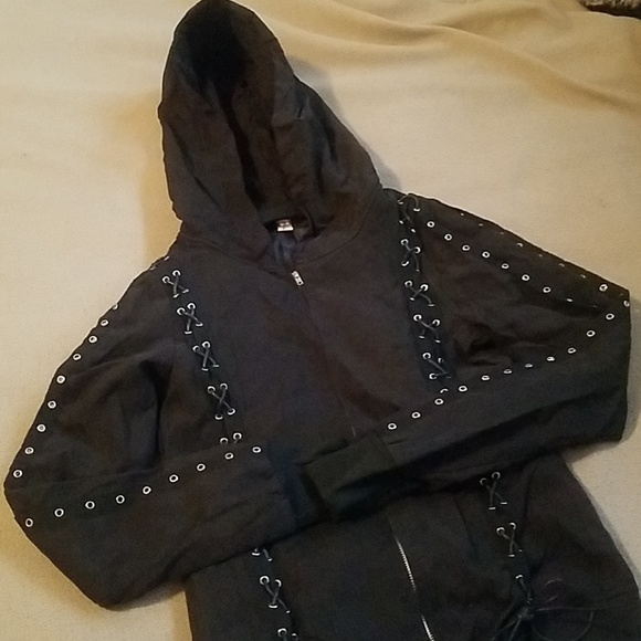 Edgy black lightweight hooded jacket - Picture 1 of 5